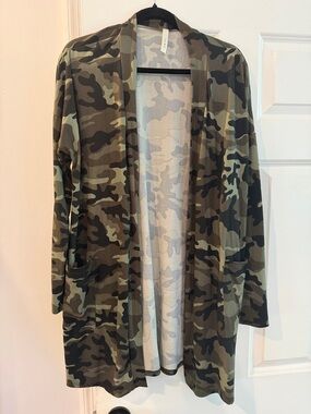 Women's Open-Front Camouflage Cardigan - Olive Camo
